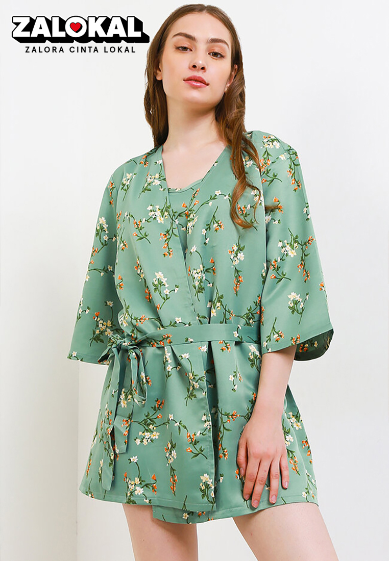 Anne Wintours Kimono Satin Silk Set Daster Tanktop