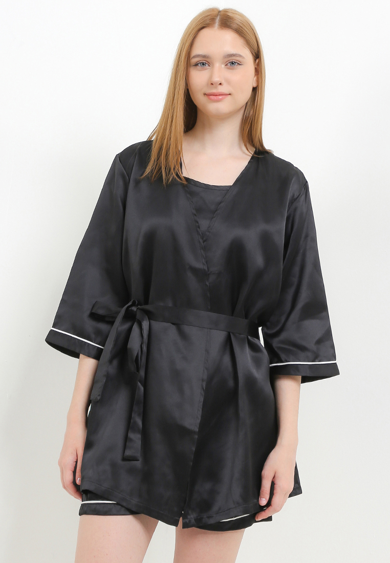 Anne Wintours Piyama Pyjama Baju Tidur Satin Silk Kimono Sexy Seksi Tanktop Short Pants Sleepwear