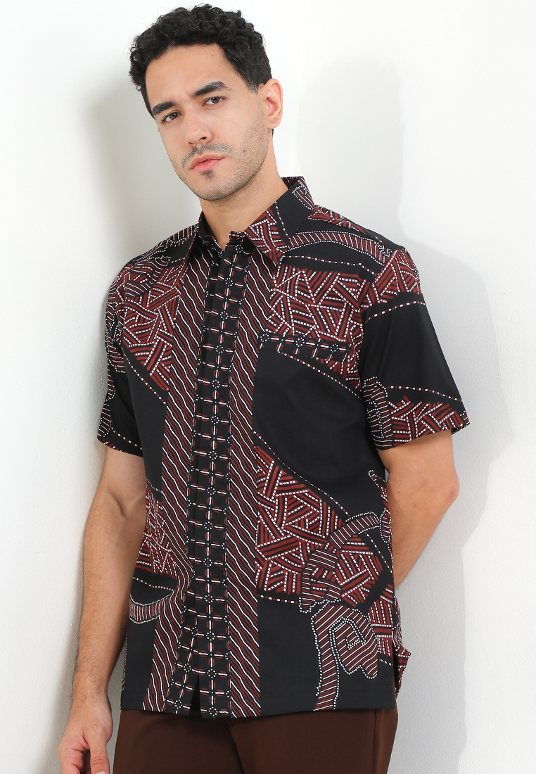 ARJUNA WEDA Hem Body Fit Batik Gelaran Sewu Titik
