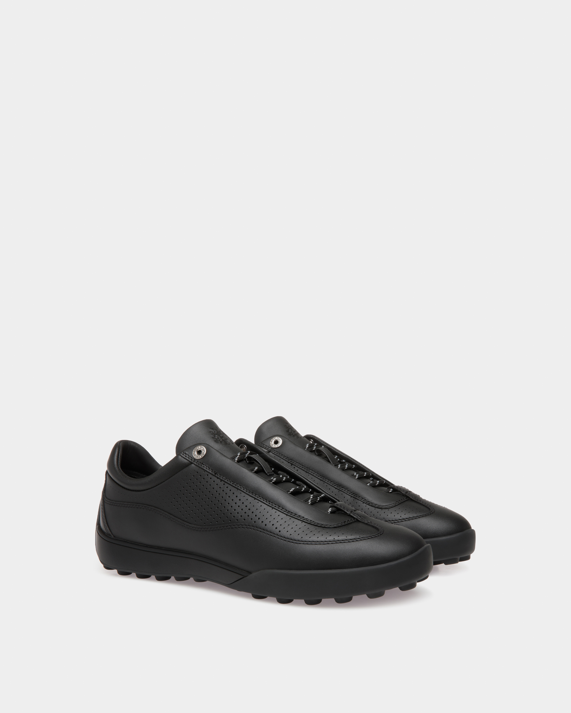 Bally Manto Runner Sneaker in Leather - Black