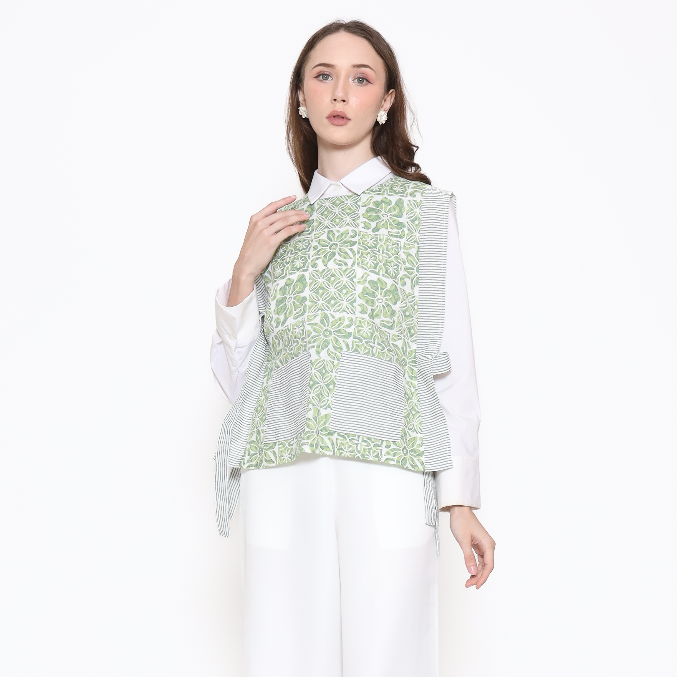 bhatara batik Vest Batik Wanita - Bhatara Batik Jeani - Rompi Batik Modern Tanpa Lengan