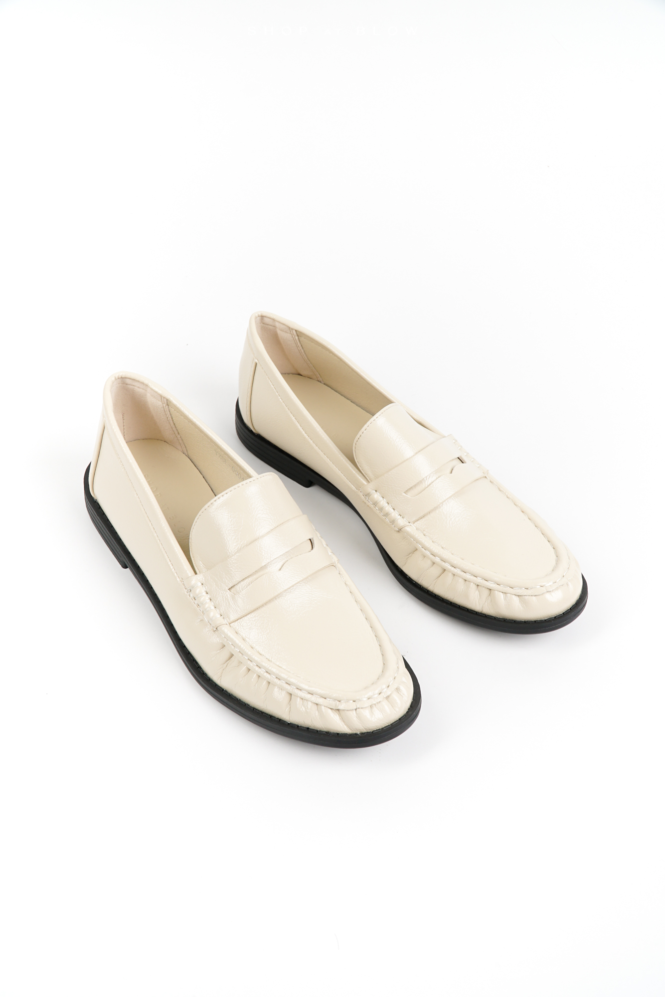 Blow Serra Sepatu Loafers Wanita YXBL 0004