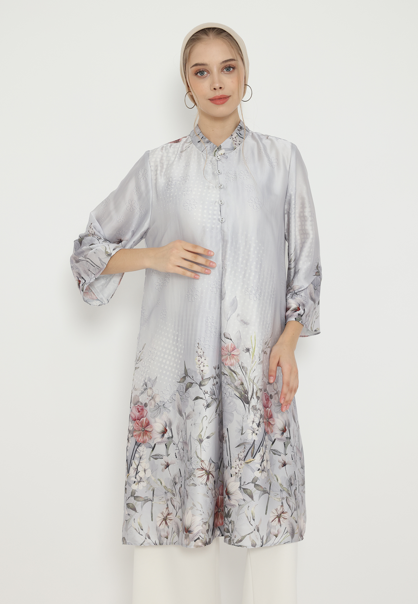 Brilliant Girl Floral Tunik Armany Silk Premium In Grey By Brilliant Girl Warna ABU-ABU