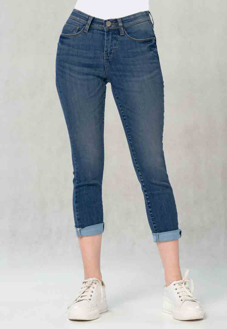 C2 Outfitters C2 Wizler Blue Jeans Capri Push Up