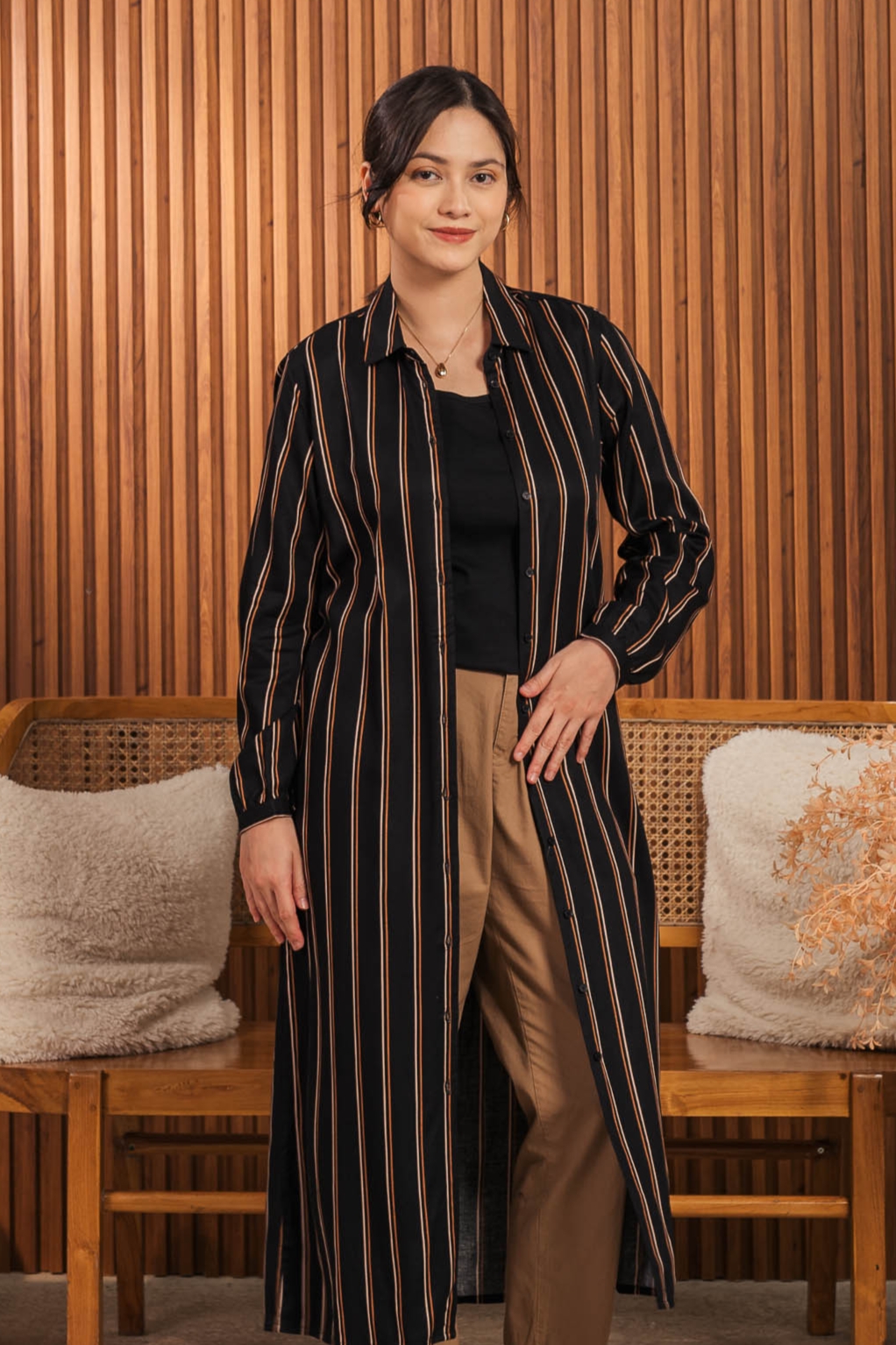 C2 Outfitters C2 Ensley Black Casual Maxi Shirt Wanita
