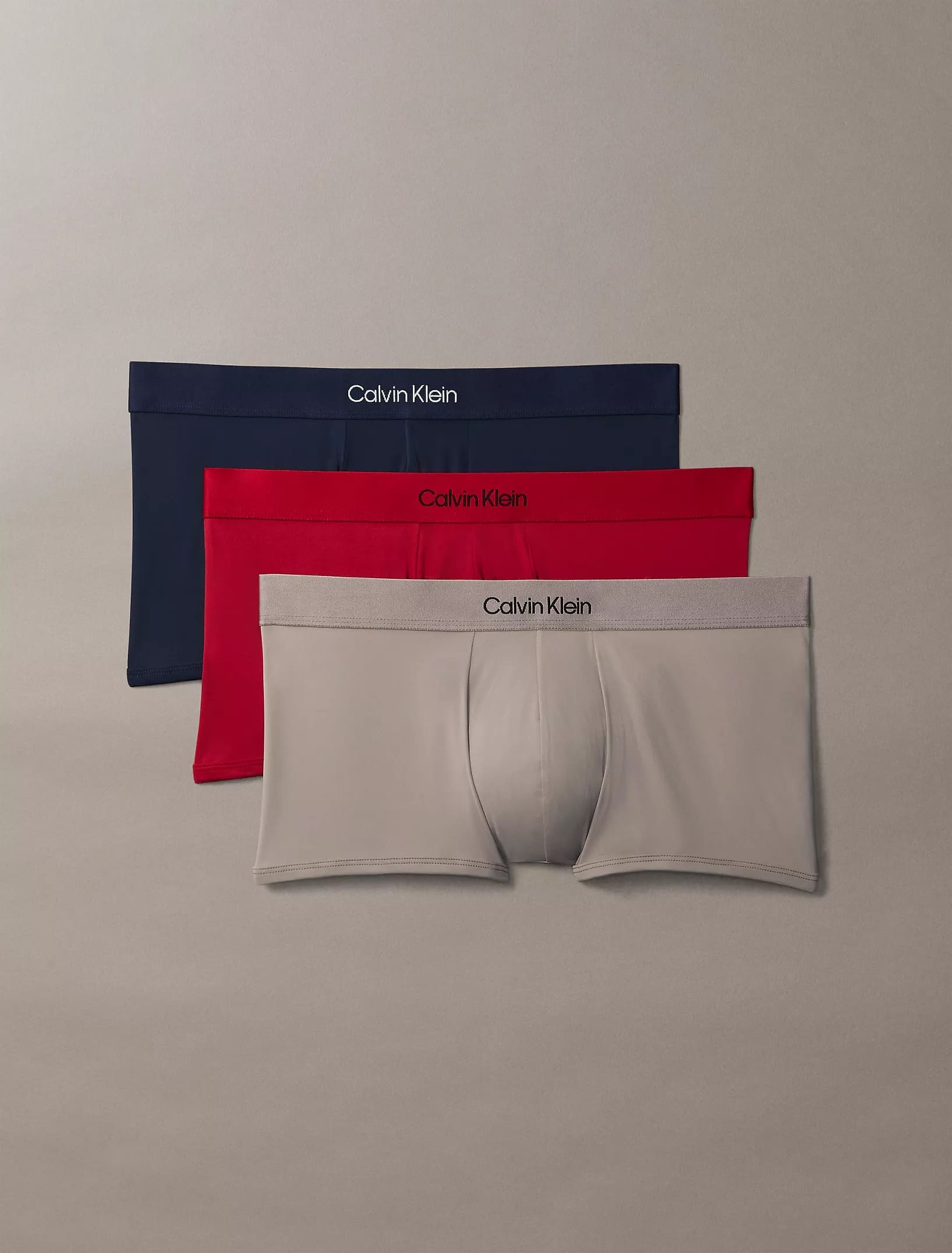 Calvin Klein Underwear - 3 Pack Low Rise Trunks - MICROFIBER STRETCH CONTOUR