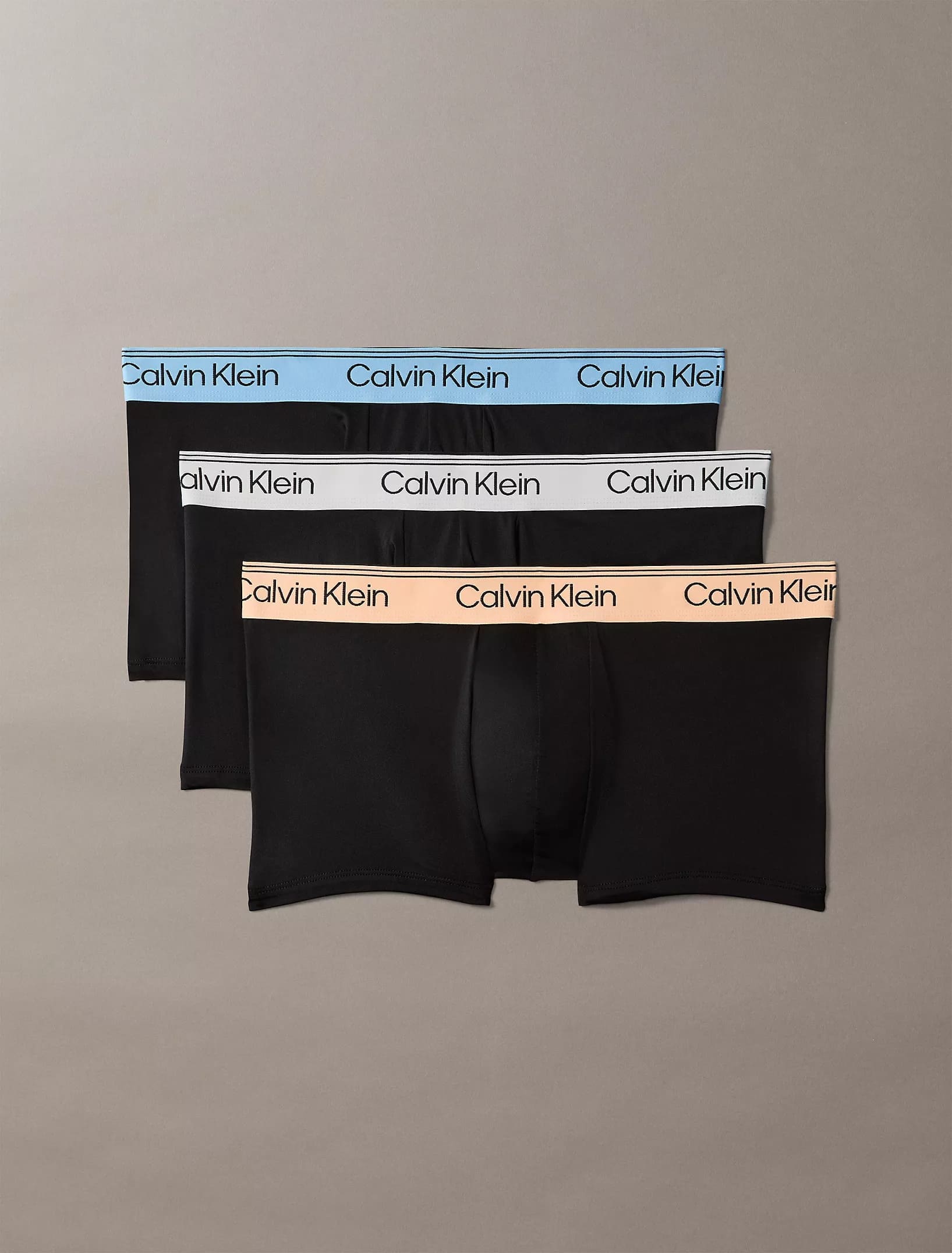 Calvin Klein Underwear - 3 Pack Low Rise Trunks - Microfibre Stretch