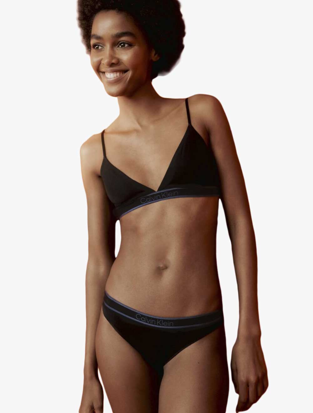 Calvin Klein Underwear - Tonal Logo Cotton Lightly Lined Triangle Bra - Black - black