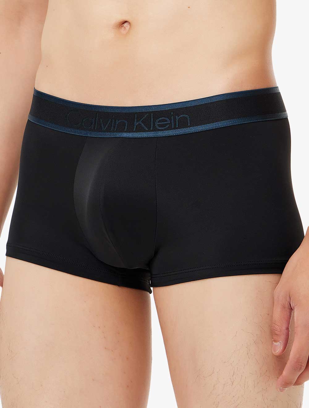 Calvin Klein Underwear - CK Tonal Logo Micro Low Rise Trunks - Black - black