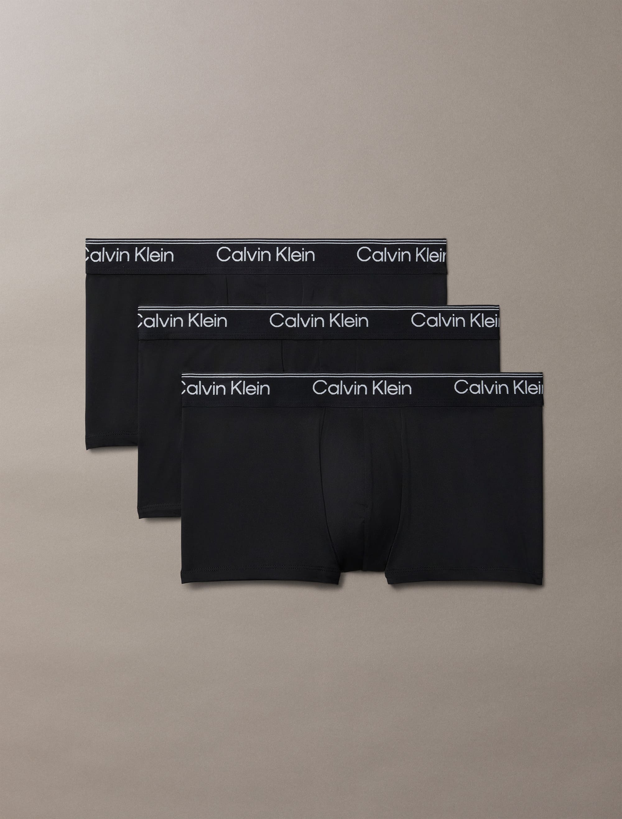 Calvin Klein Underwear - 3 Pack Low Rise Trunks - Microfibre Stretch