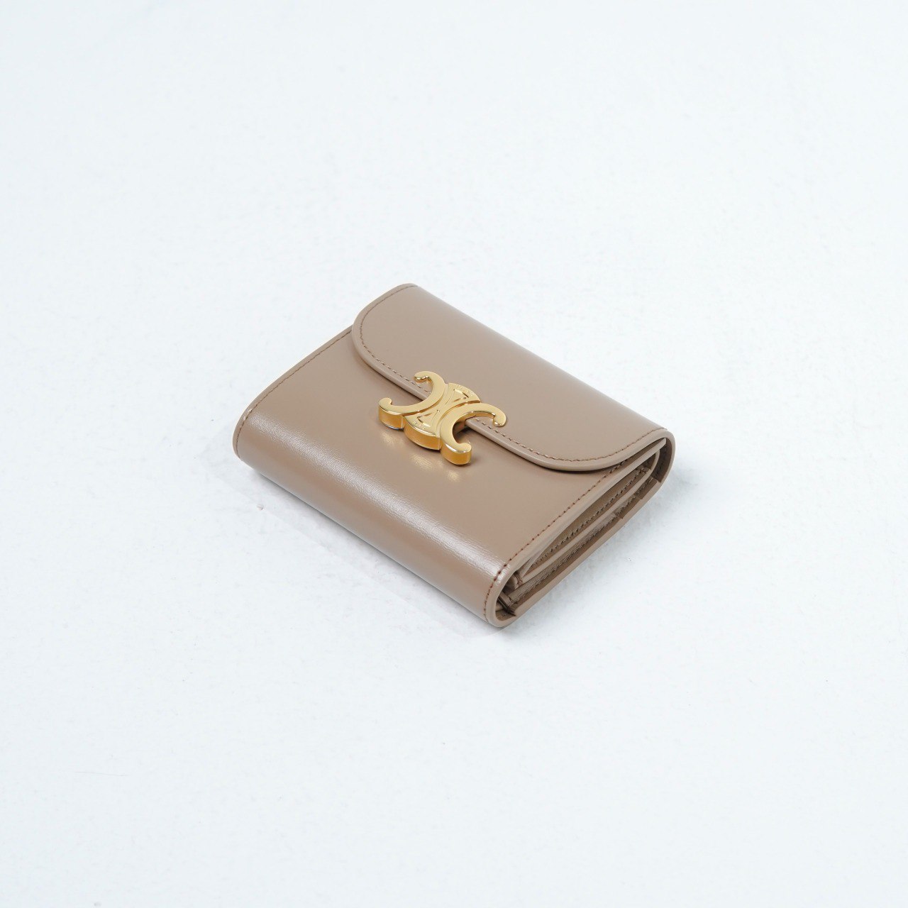 Celine Dompet CELINE TRIOMPHE SHINY CALFSKIN SMOKED BROWN GHW TRIFOLD WALLET 100% ORIGINAL