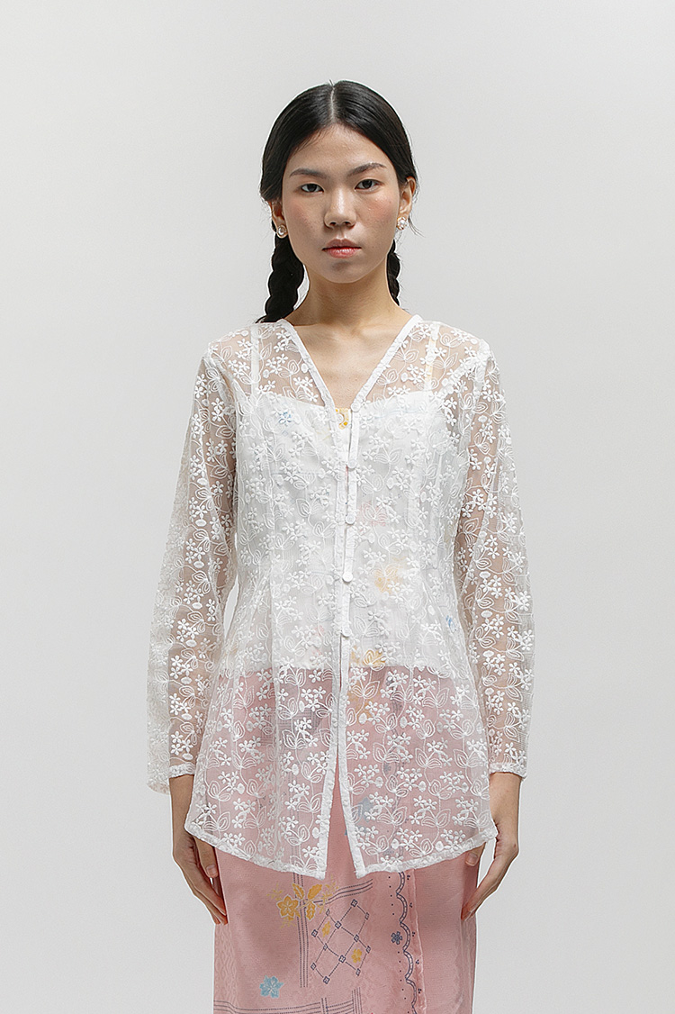 COTTONINK - Atasan Blouse Wanita Hapsari Putih #ArchipelagoCollection2025