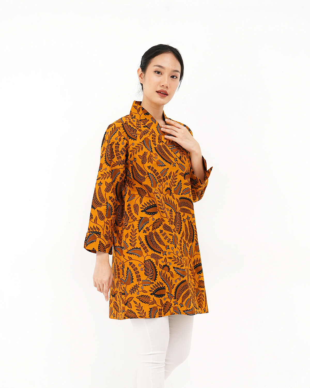 Danar Hadi Blouse Tunik Motif Pisang Wulan