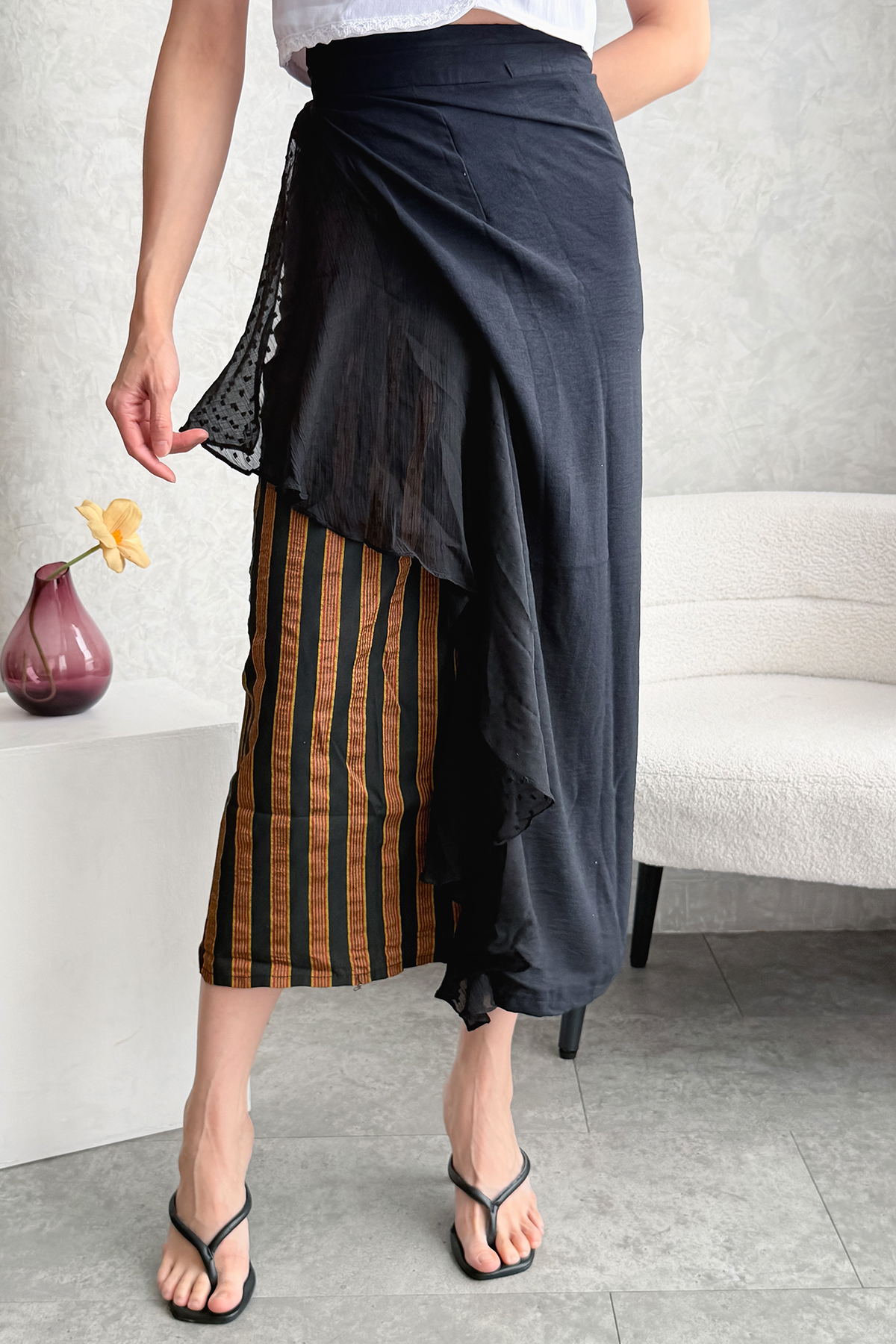 DhieVine Batik Andhika Frills Batik Lurik Sarong Rok Lilit Batik