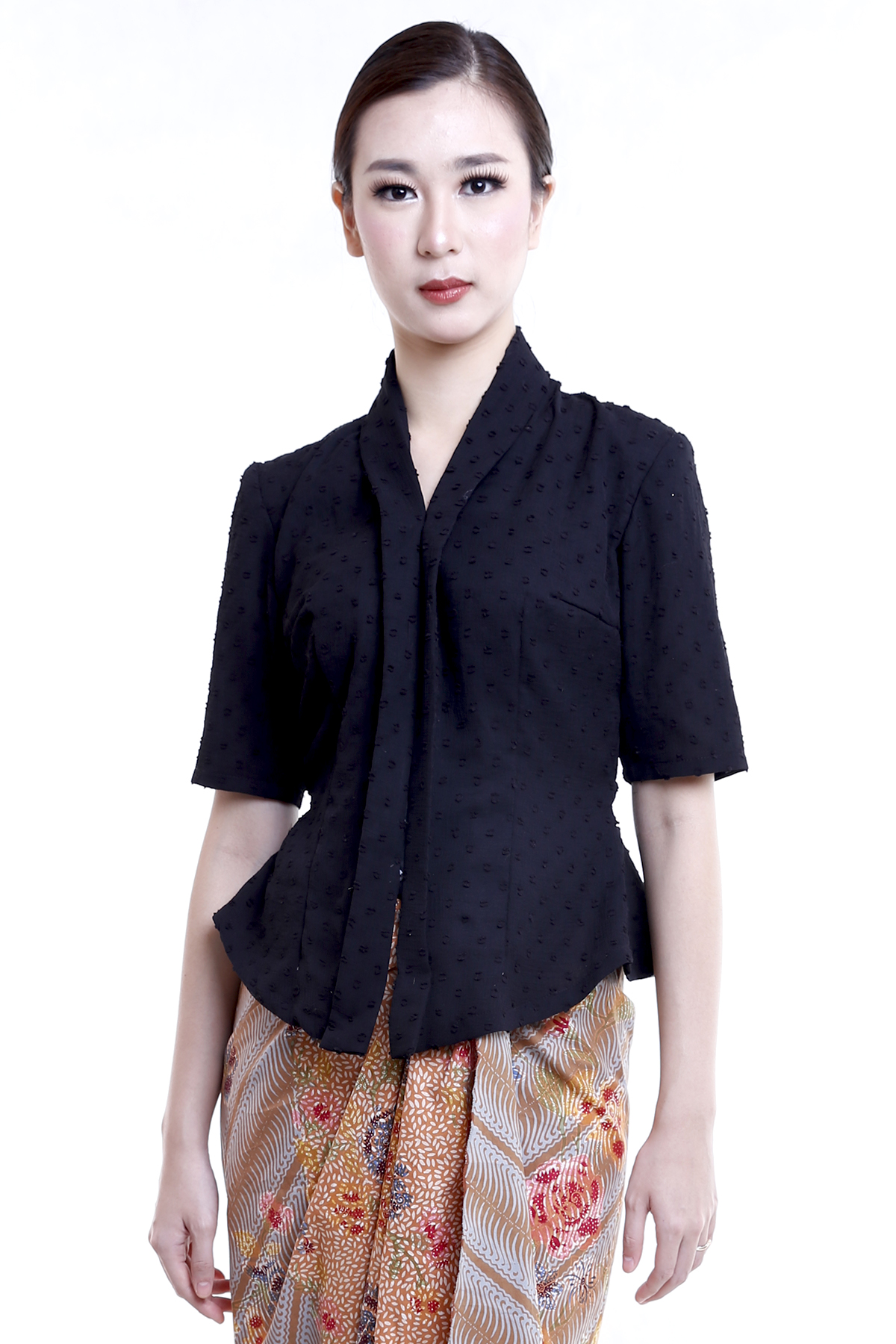 DhieVine Batik Kuncup Talam Rubiah Hitam Kebaya