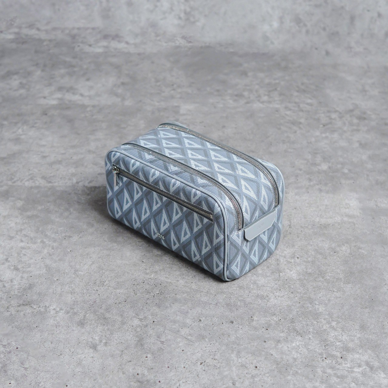 Dior Tas CHRISTIAN DIOR DIAMOND PATTERN GREY DOUBLE ZIP POUCH 100% ORIGINAL