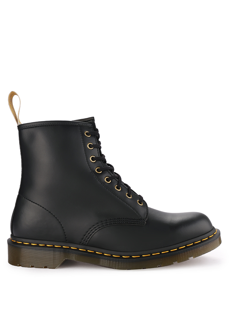 black boots doc martens