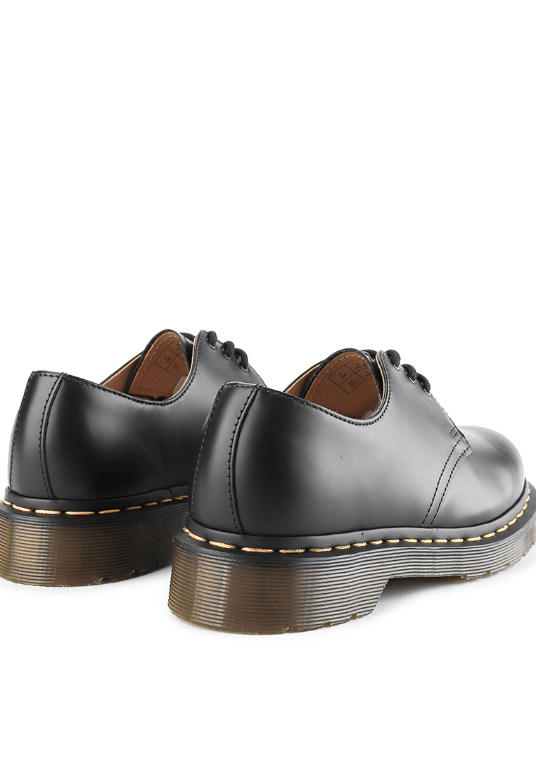 black short doc martens