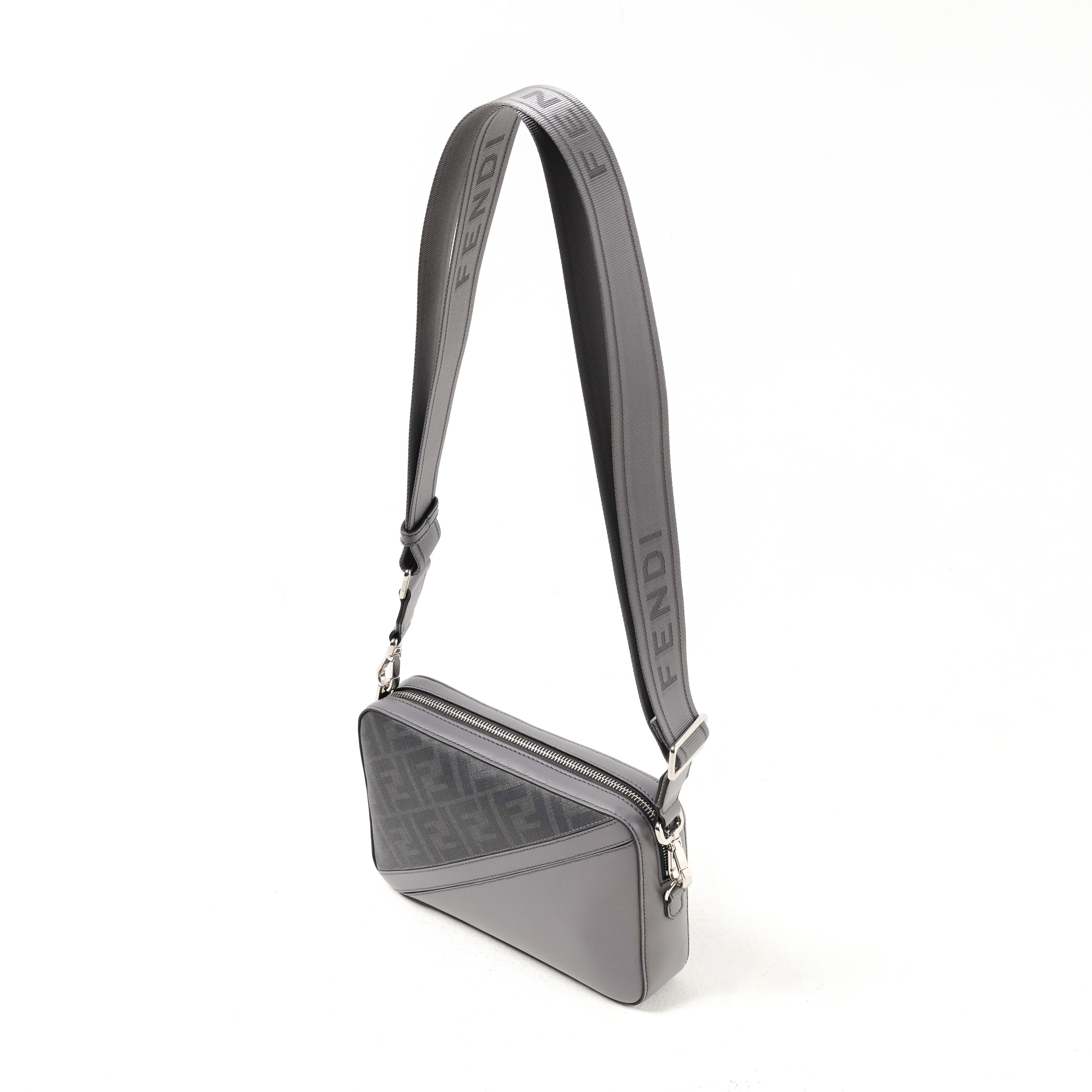 Fendi Tas FENDI FF DIAGONAL BLACK GREY CROSS BODY SHOULDER BAG 100% ORIGINAL