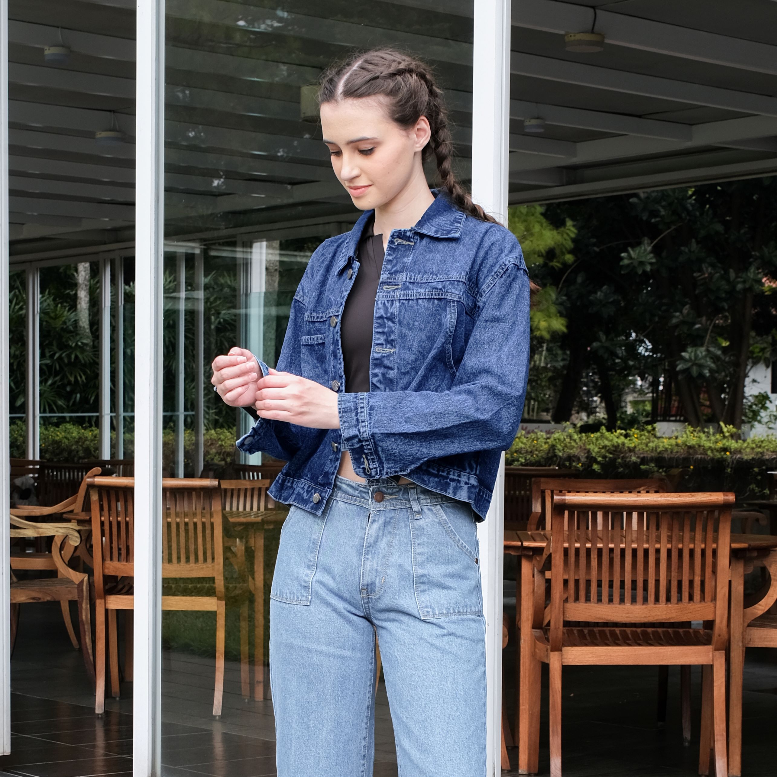 Fitwear - Jacket Jaket Jeans Croptop Oversize Wanita MAUDI ACTIVE POCKET SNOW - SNOW BLUE DENIM