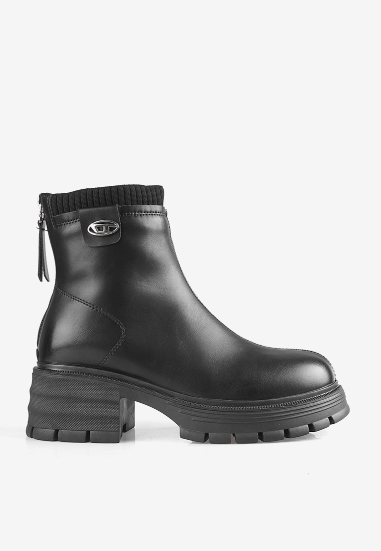 Fransisca Renaldy Sepatu Boots Tinggi Wanita