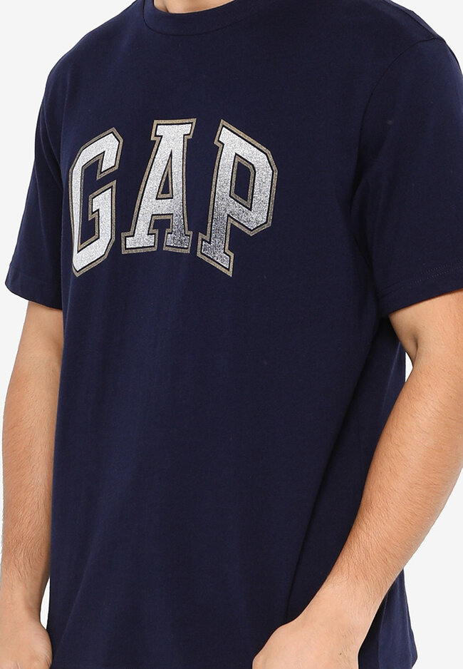 blue gap shirt