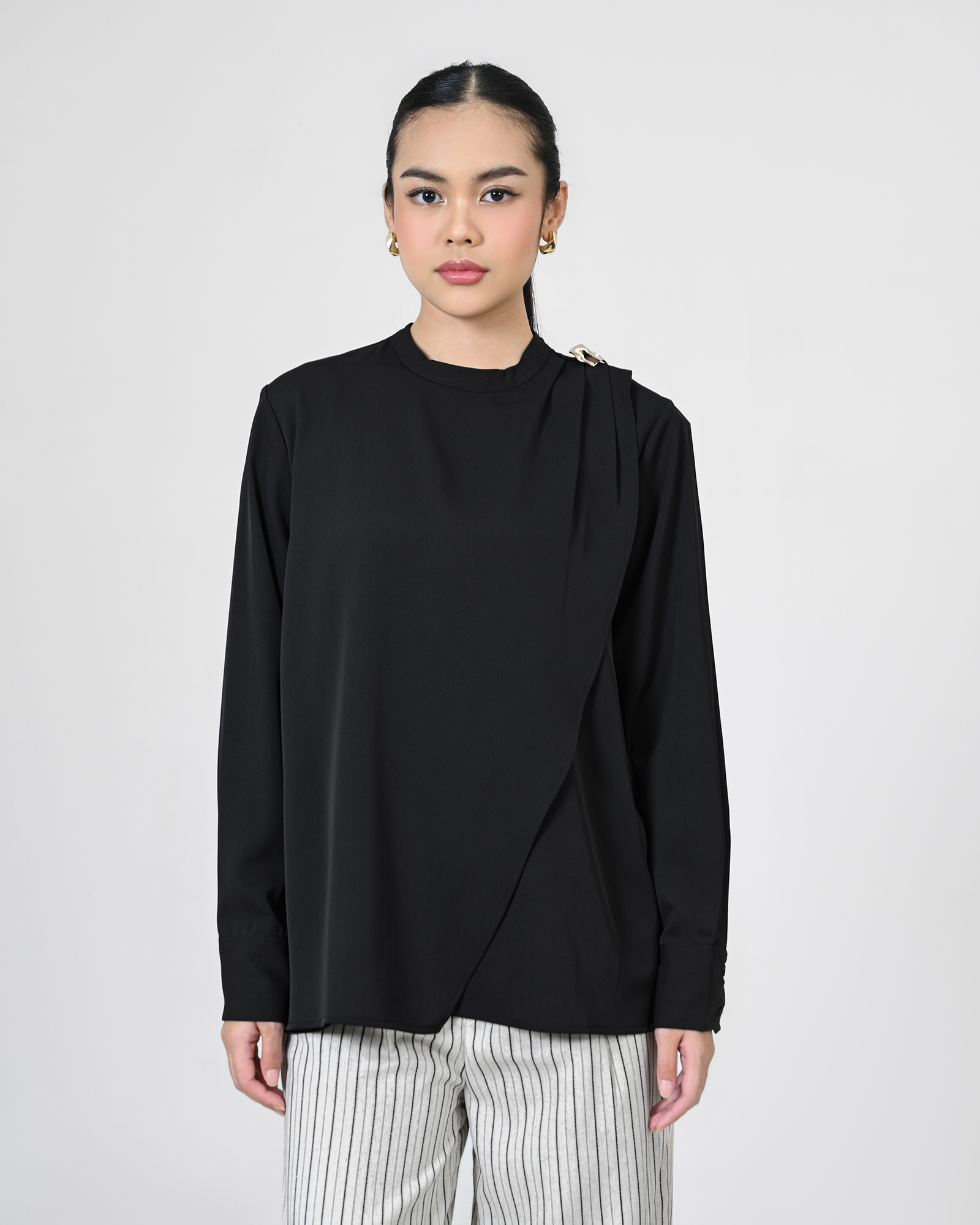 Geulis.id CARYS BLOUSE - BLACK