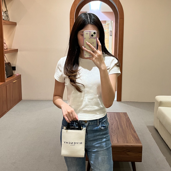 Givenchy Tas GIVENCHY TEXT BLACK IVORY WHITE CANVAS MINI TOTE BAG WITH LS 100% ORIGINAL