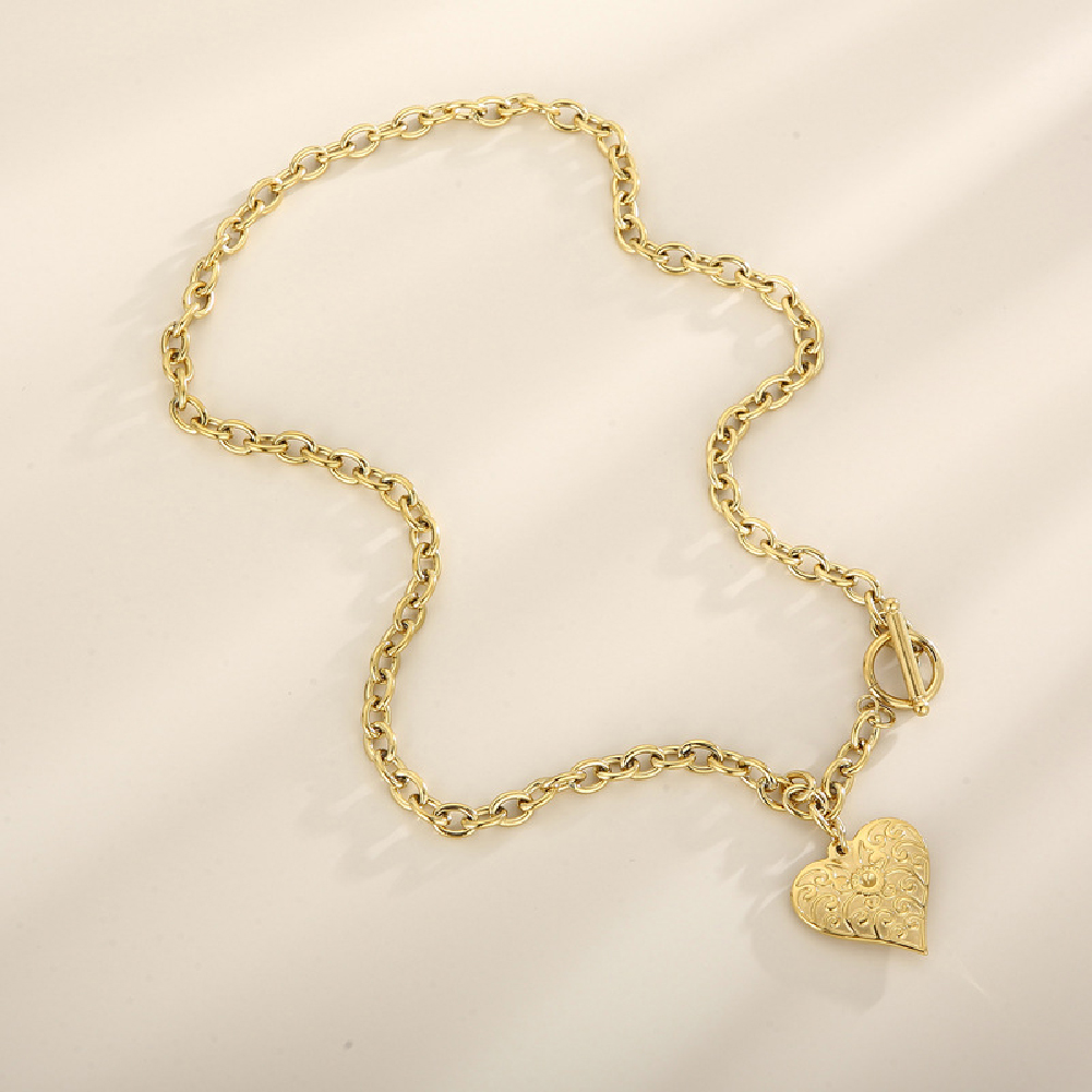 Glamorousky Gold 316L Pattern Heart Pendant Necklace Kalung