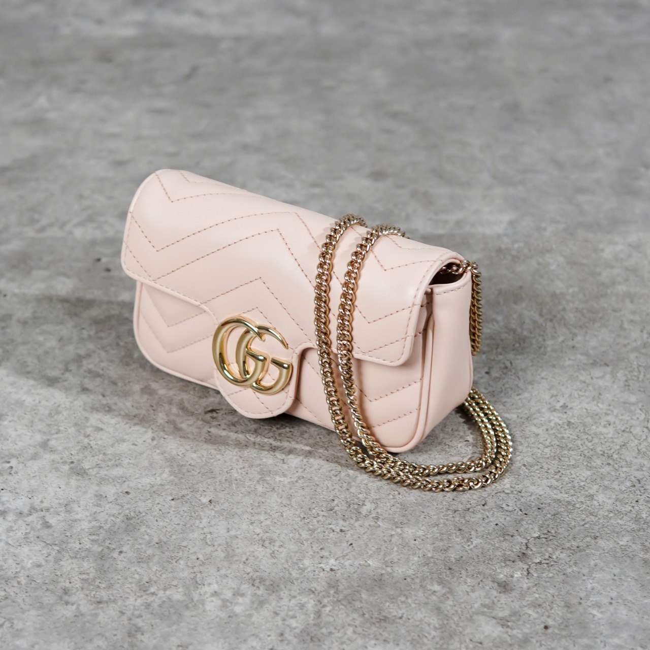Gucci Tas GUCCI MARMONT GG SHINE GOLD PINK SUPER MINI SHOULDER BAG 100% ORIGINAL