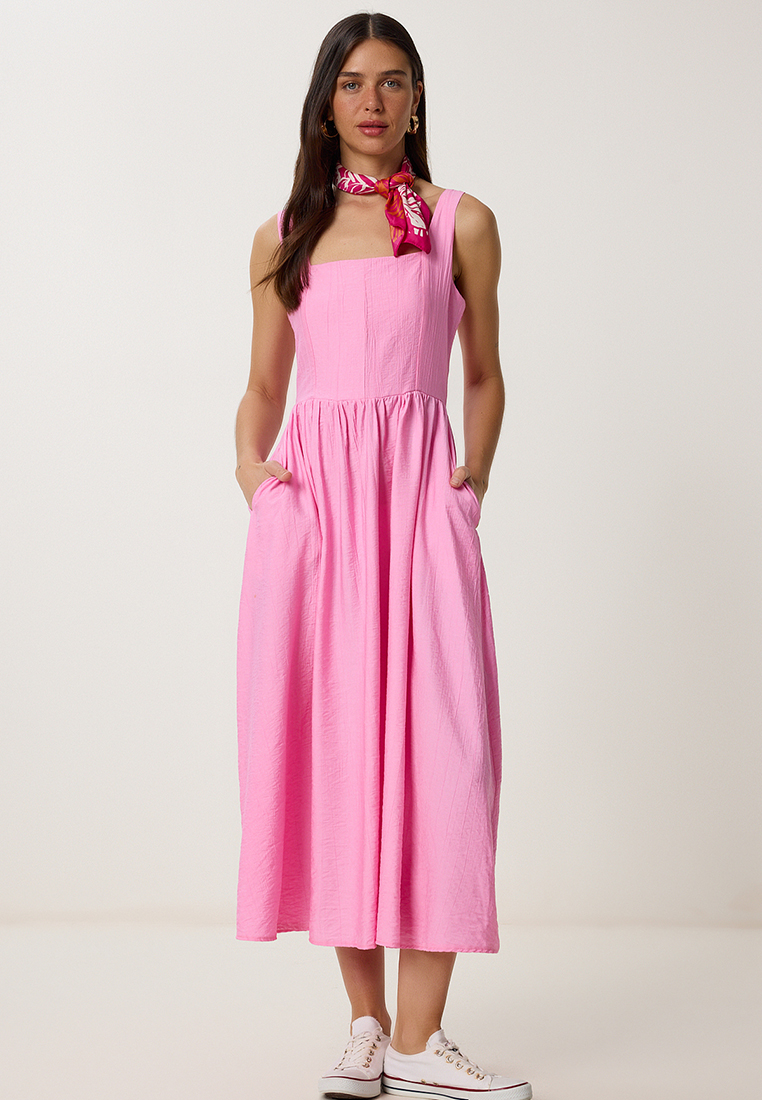 Happiness Istanbul Women's Pink Wrinkle Effect Flared Woven Dress Ub00339
