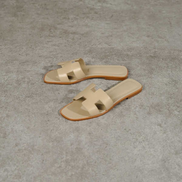 Hermès Sandal HERMES ORAN BEIGE SANDAL 100% ORIGINAL