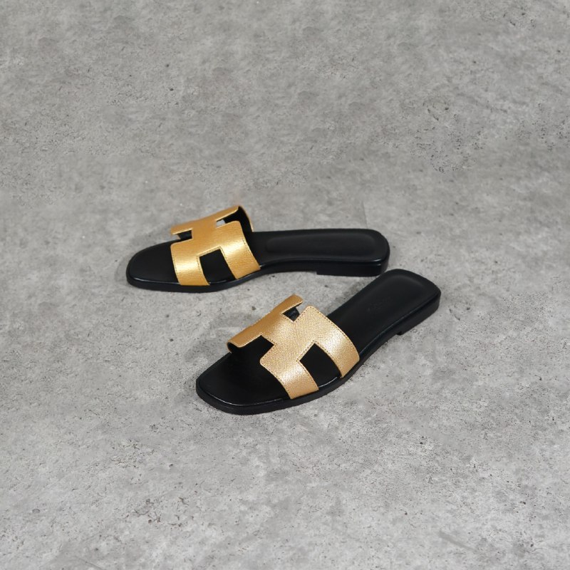 Hermès Sandal HERMES ORAN METALLIC GOLD BLACK SANDAL 100% ORIGINAL