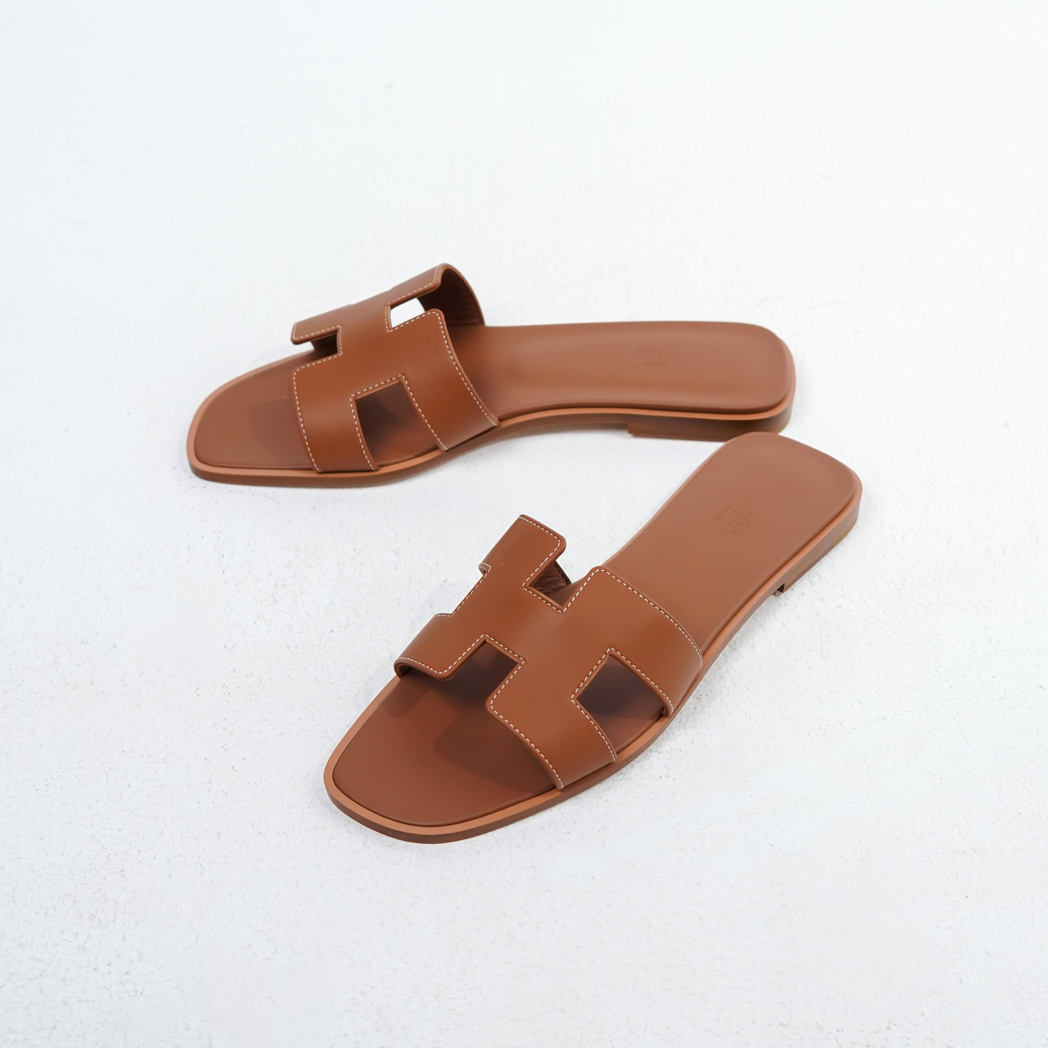 Hermès Sandal HERMES ORAN BROWN GOLD SANDAL 100% ORIGINAL