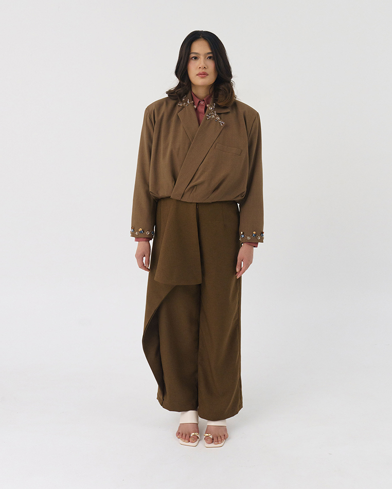 JENNA & KAIA Jenna and Kaia - Vahya Blazer Cendar Brown - Blazer Wanita
