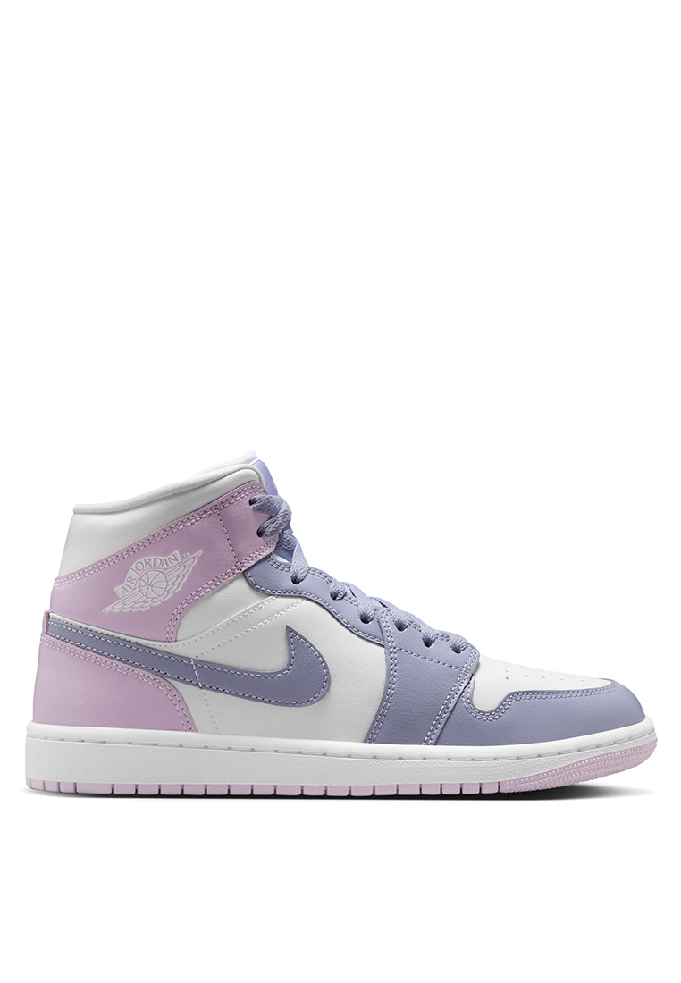 Jordan Air Jordan 1 Mid Shoes