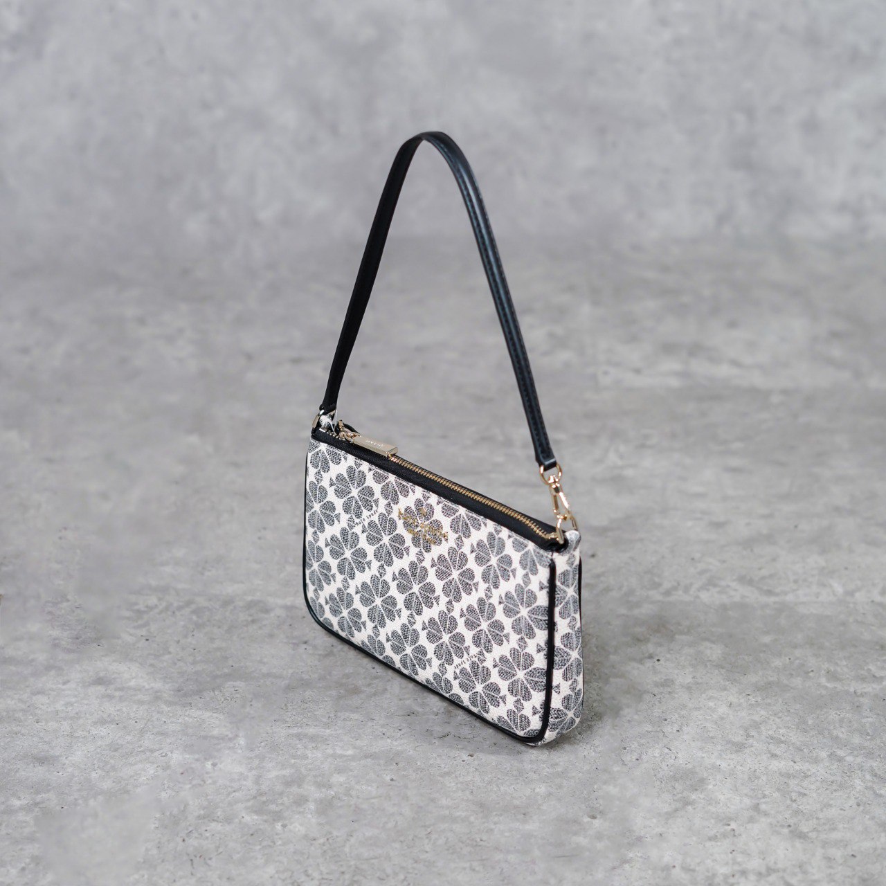 Kate Spade Tas KATE SPADE JACQUARD MONOGRAM WHITE BLACK HOBO BAG 100% ORIGINAL