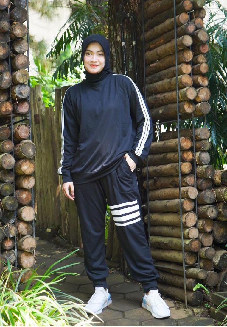 LEZAHRASIGNATURE Reza Sporty Set - Setelan Training Olahraga [Hitam]