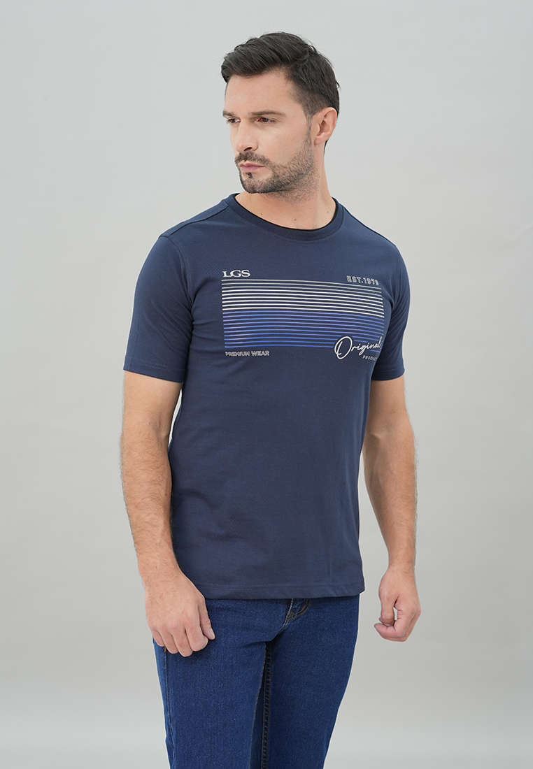 LGS - Kaos Casual Pria Lengan Pendek Warna Navy Gambar Sablon Slim Fit - JTS.322.S3206F.01.C