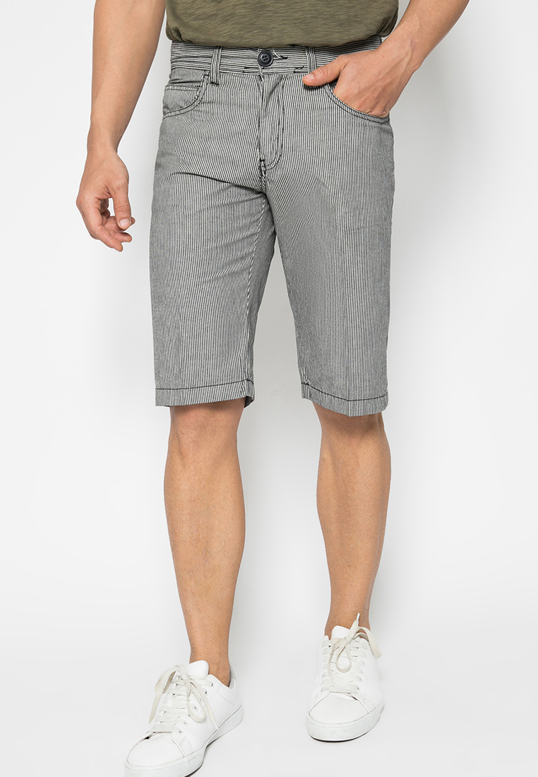 LGS - Celana Chinos Pendek Pria Garis Hitam Putih CSS.379.004.988.C