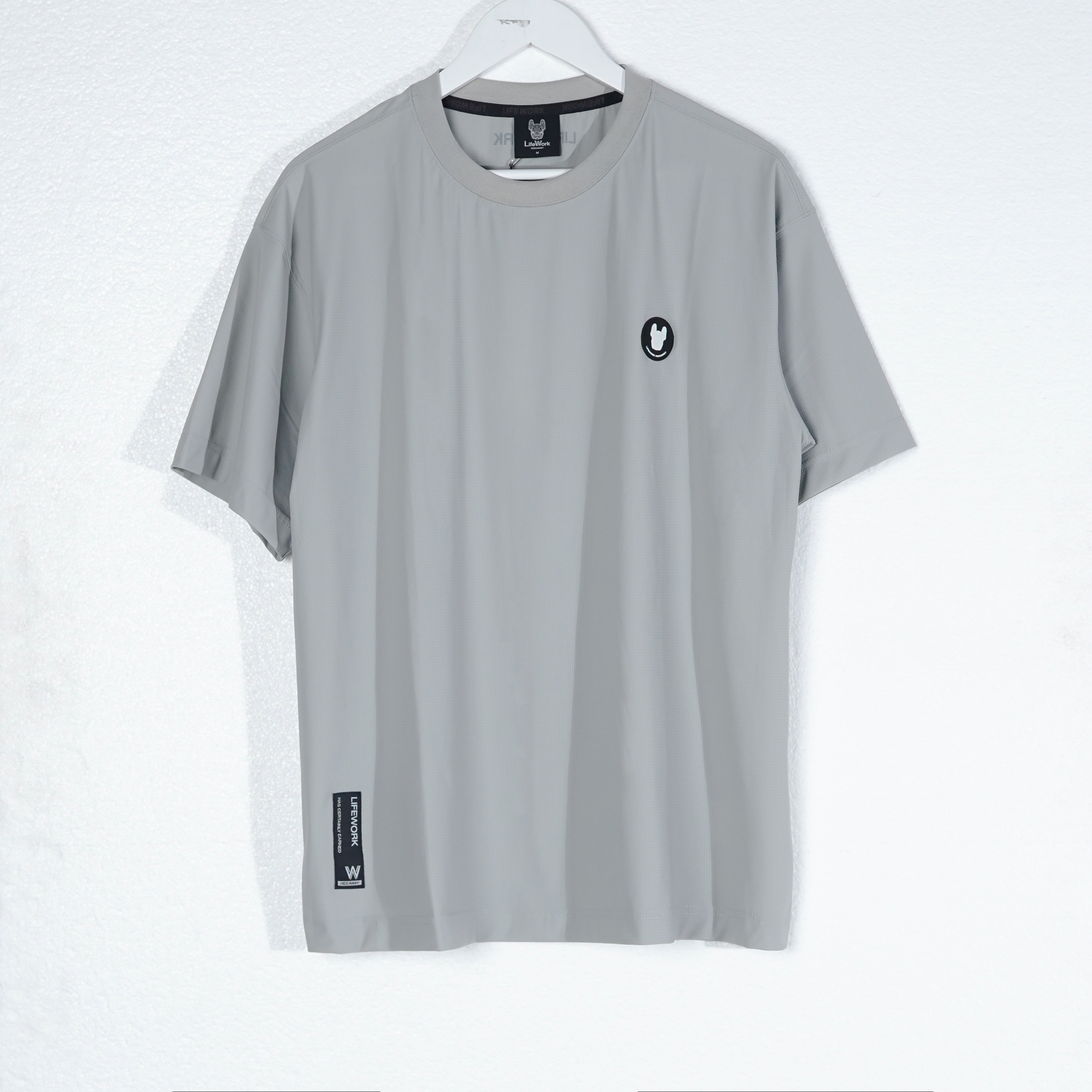 LIFEWORK Kaos LIFE WORK RADOG PATCH POCKET GREY PERFORMANCE TSHIRT 100% ORIGINAL