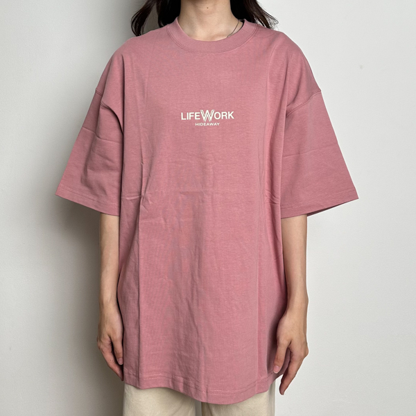LIFEWORK Kaos LIFE WORK SMALL TEXT HIDEAWAY CENTER PINK TSHIRT 100% ORIGINAL