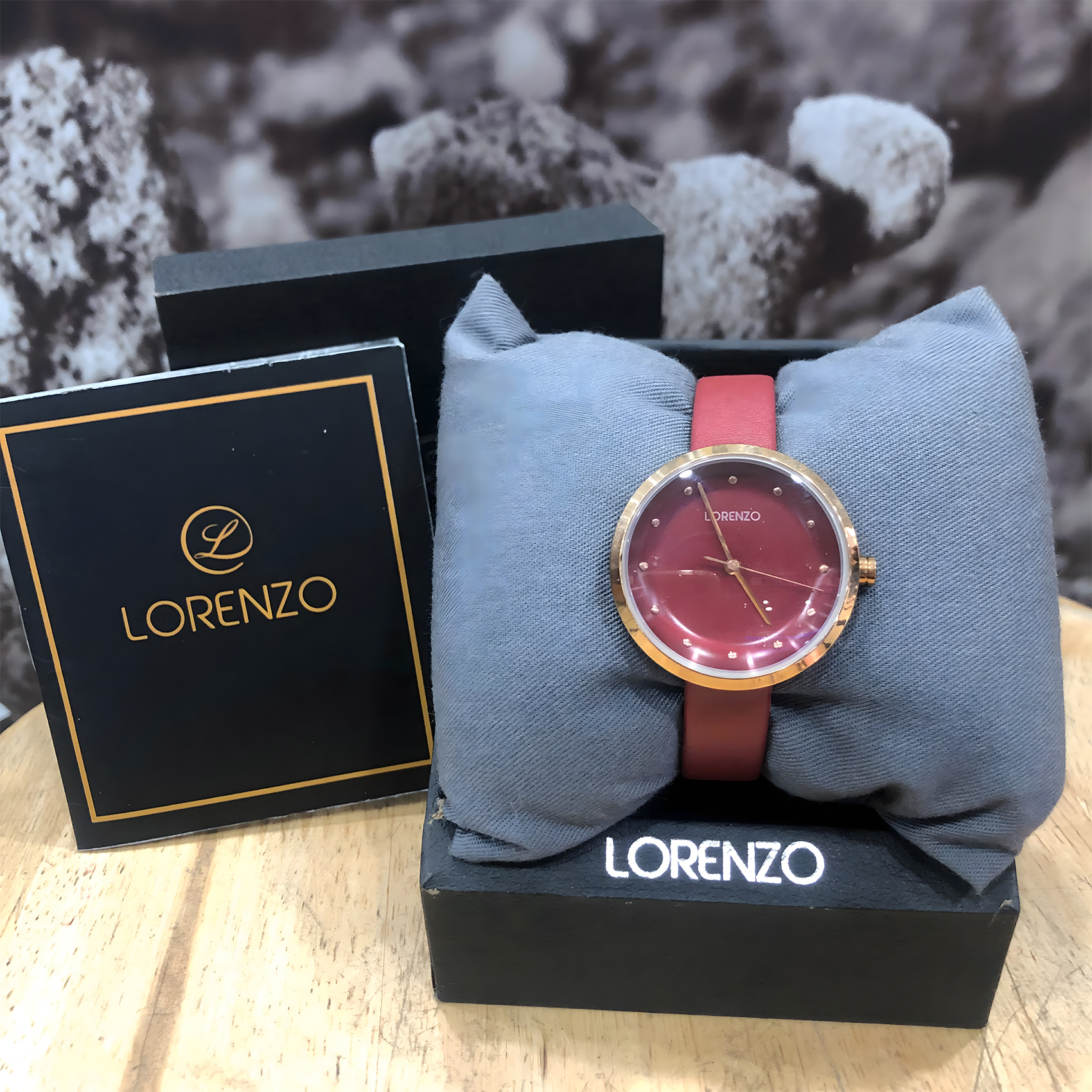 Lorenzo - Jam Tangan Casual Wanita - Gold Case - Red Leather Strap - L1094-RD