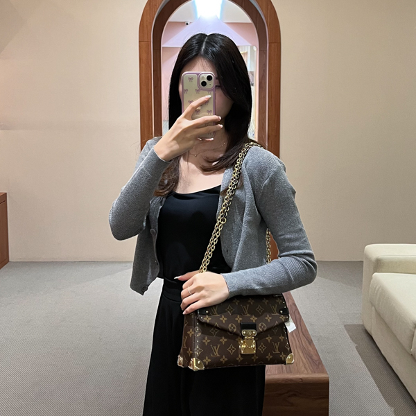 Louis Vuitton Tas LV LOUIS VUITTON TRUNKIE MONOGRAM BROWN CHAIN SHOULDER BAG 100% ORIGINAL