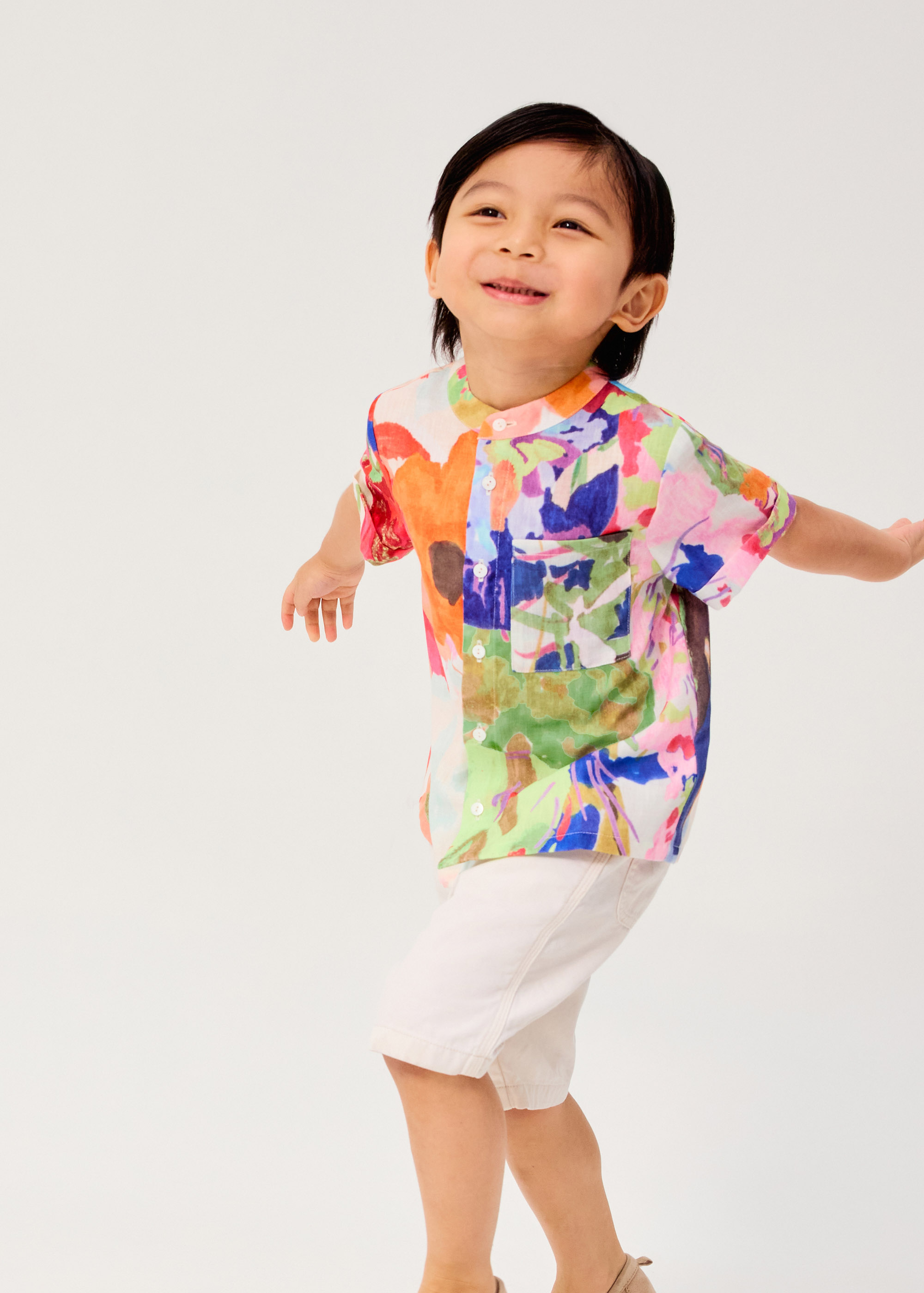 Love, Bonito Atasan Anak - Kids' Mandarin Collar Button Down Shirt in Vivid Blooms