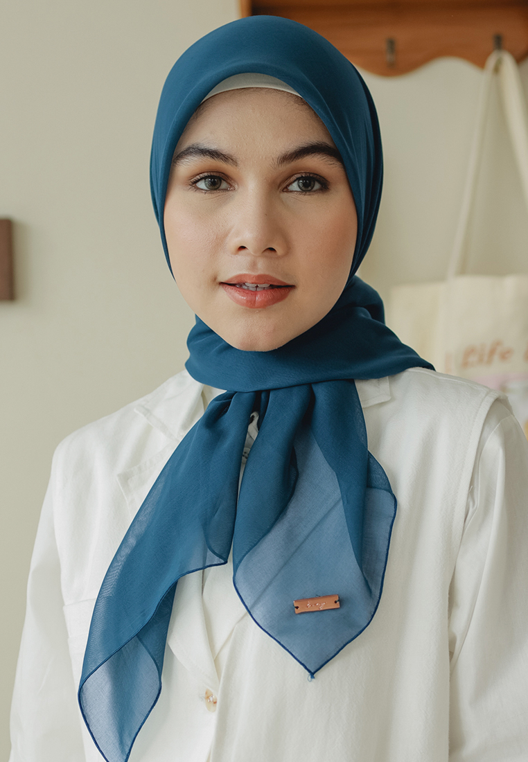 Lozy Hijab Kirana Paris Plain Japan Ocean Blue