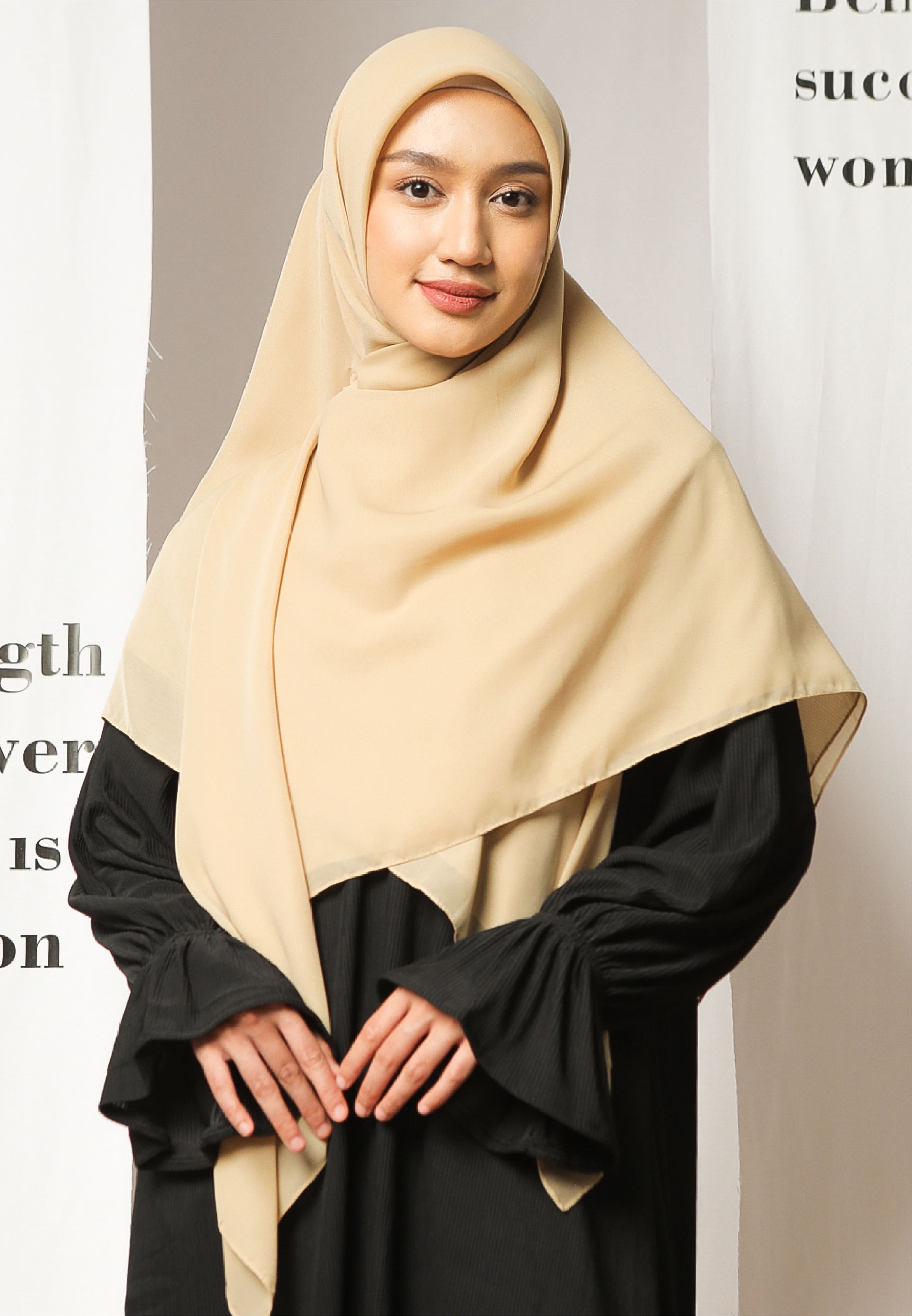 Lozy Hijab Polly Cotton Square Syari Khaki (Hijab Segiempat Bella Square)