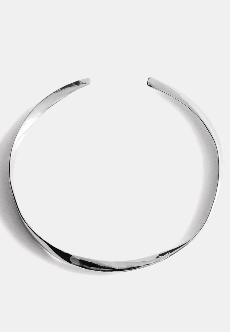 Mango Rigid Choker Necklace