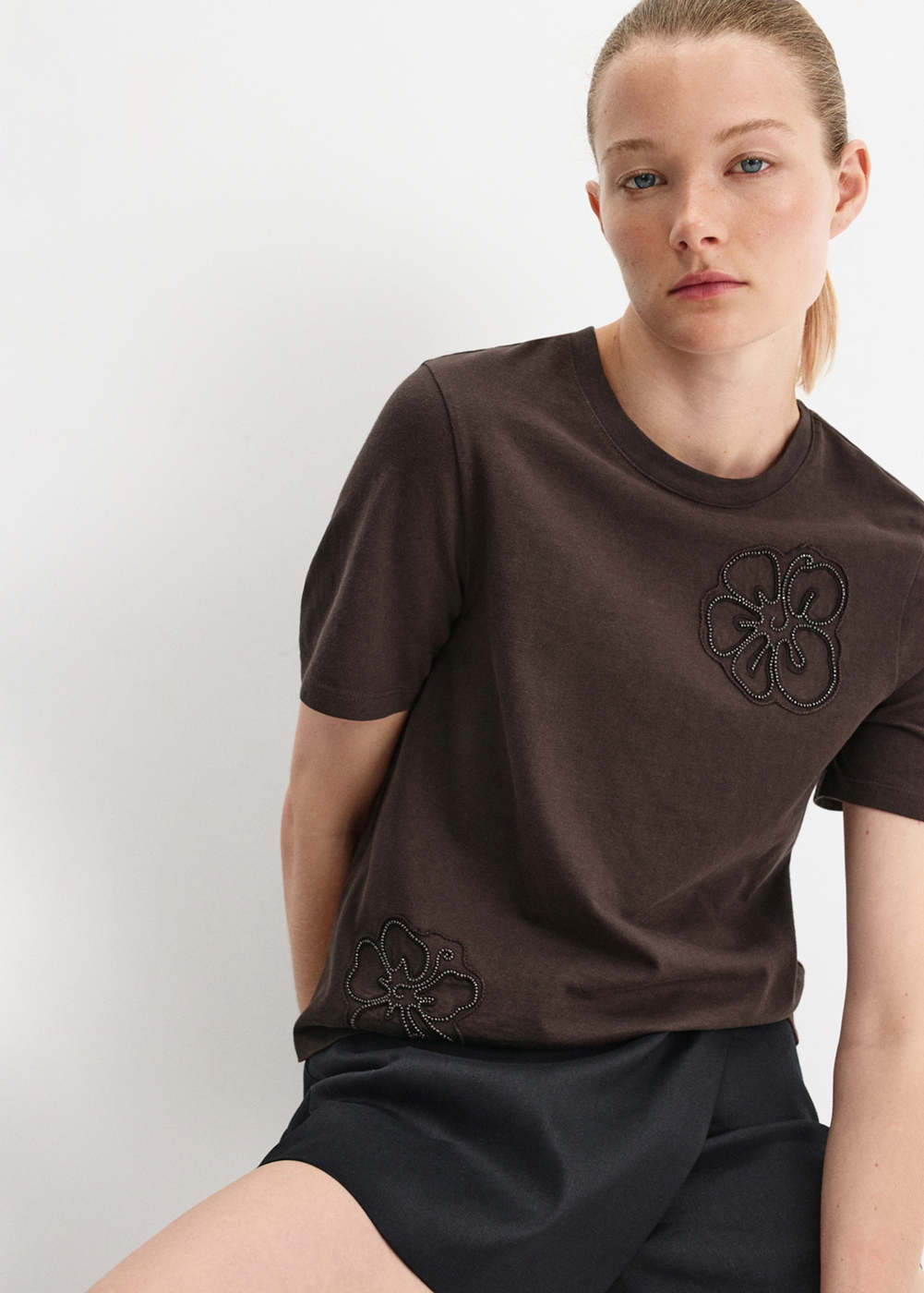 Mango T-shirt bordiran manik-manik
