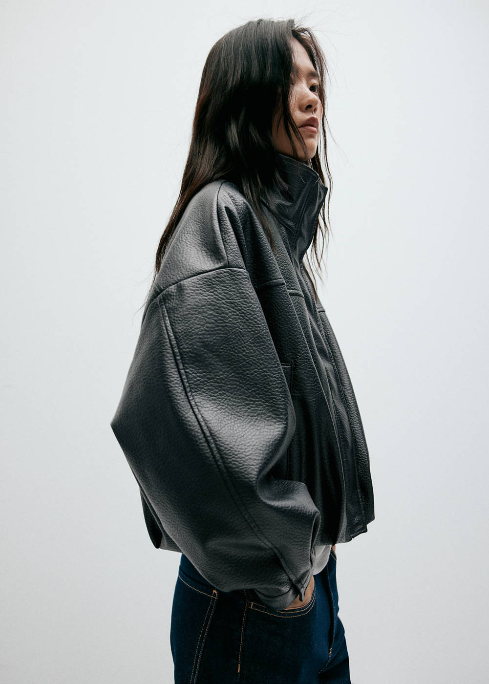 Mango Jaket efek kulit dengan kerah